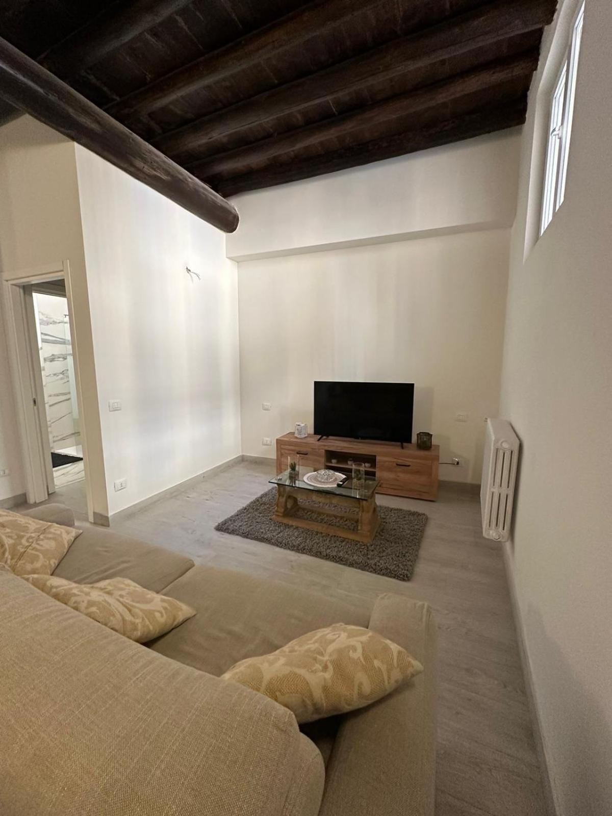 Apartamento Al Campanile Verona Exterior foto