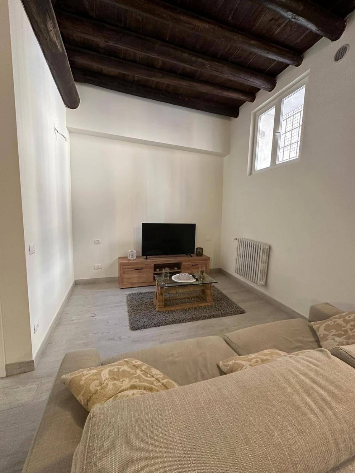 Apartamento Al Campanile Verona Exterior foto