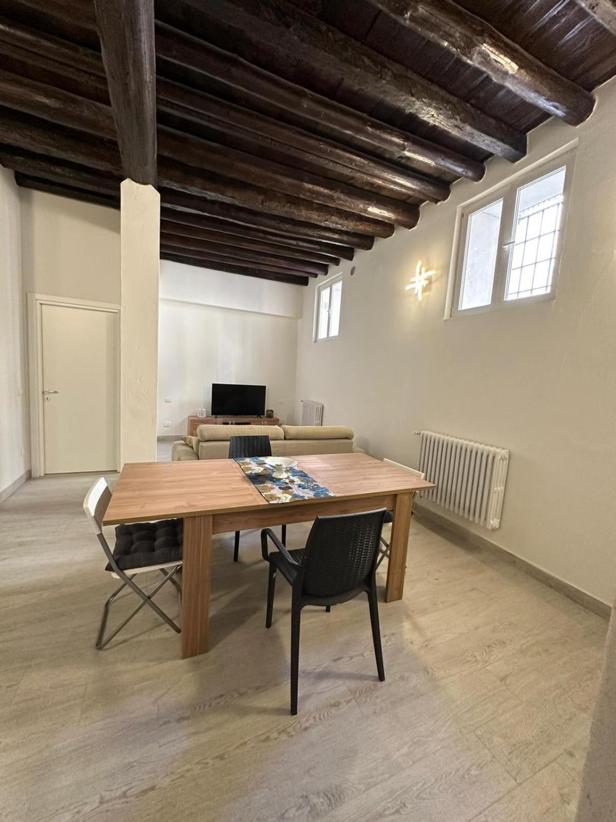Apartamento Al Campanile Verona Exterior foto