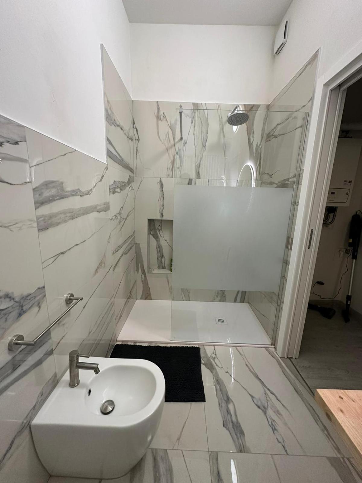 Apartamento Al Campanile Verona Exterior foto