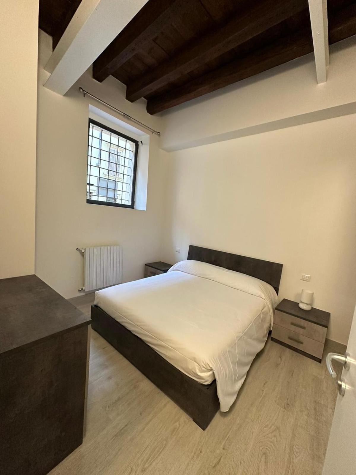 Apartamento Al Campanile Verona Exterior foto